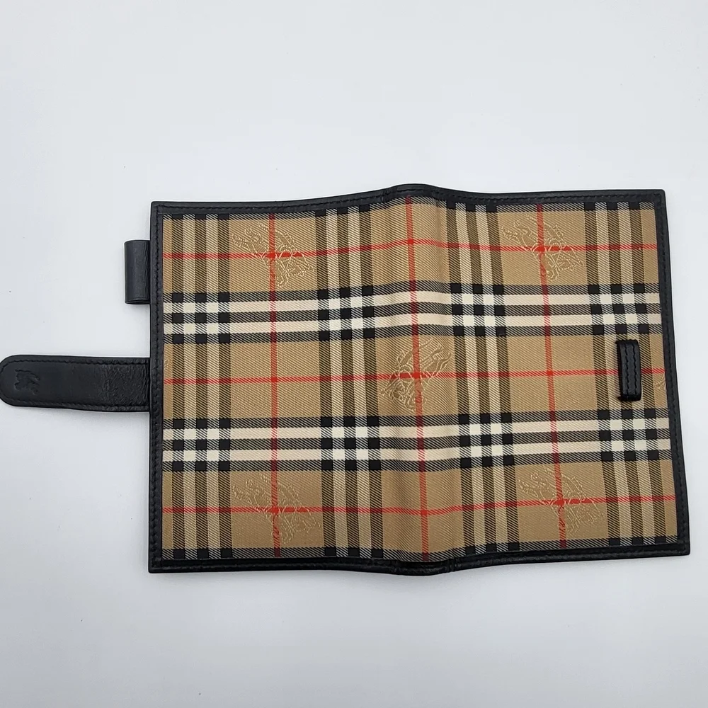BURBERRY Nova Check Canvas Agenda Day Planner/ Passport Holder Beige...Authentic